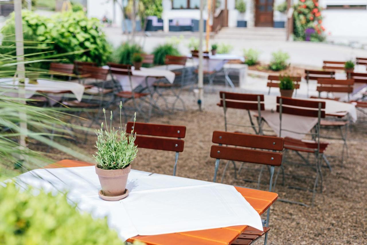Gasthaus Hotel Ostermeier Attenkirchen ภายนอก รูปภาพ