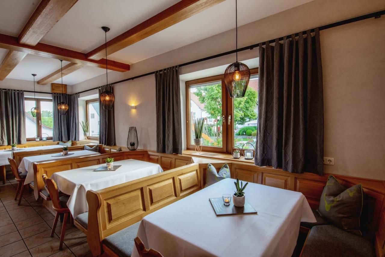 Gasthaus Hotel Ostermeier Attenkirchen ภายนอก รูปภาพ